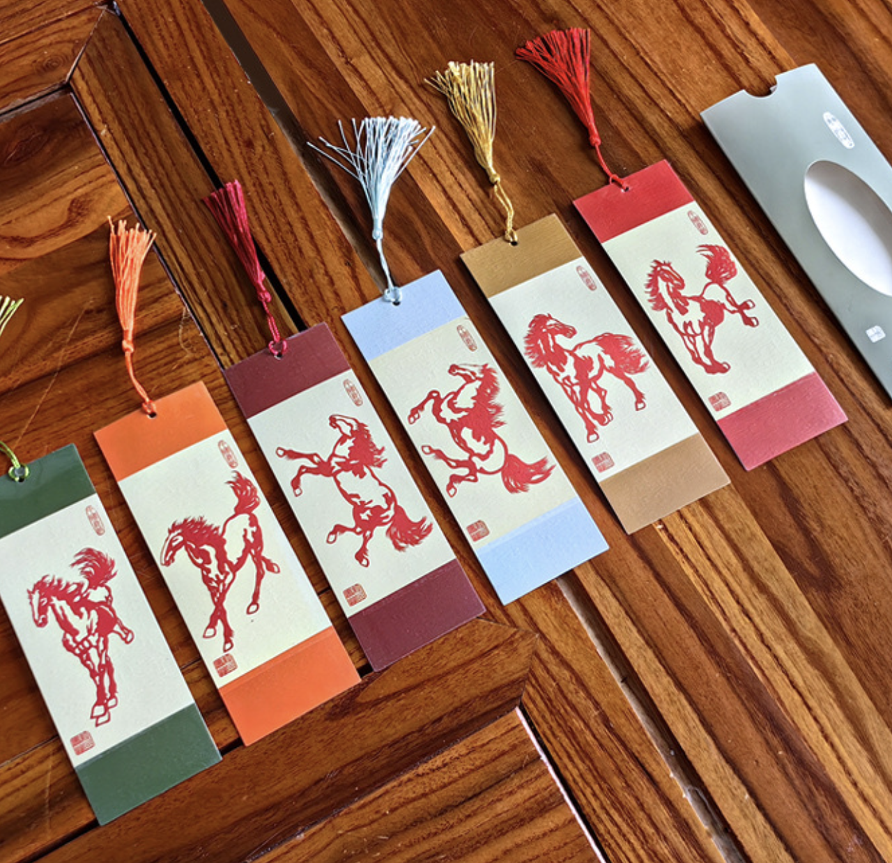 Intangible Cultural Heritage Colored Paper-cut Bookmark Set