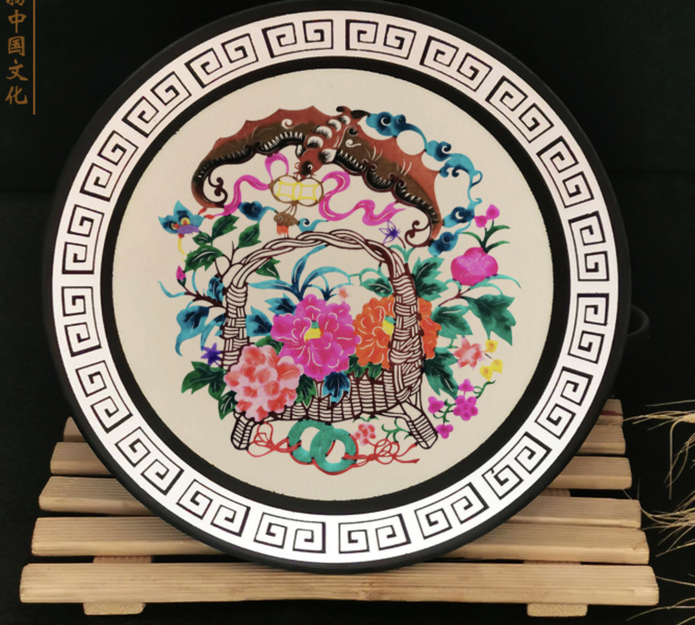 Intangible Cultural Heritage Paper-cut Framed Ornament