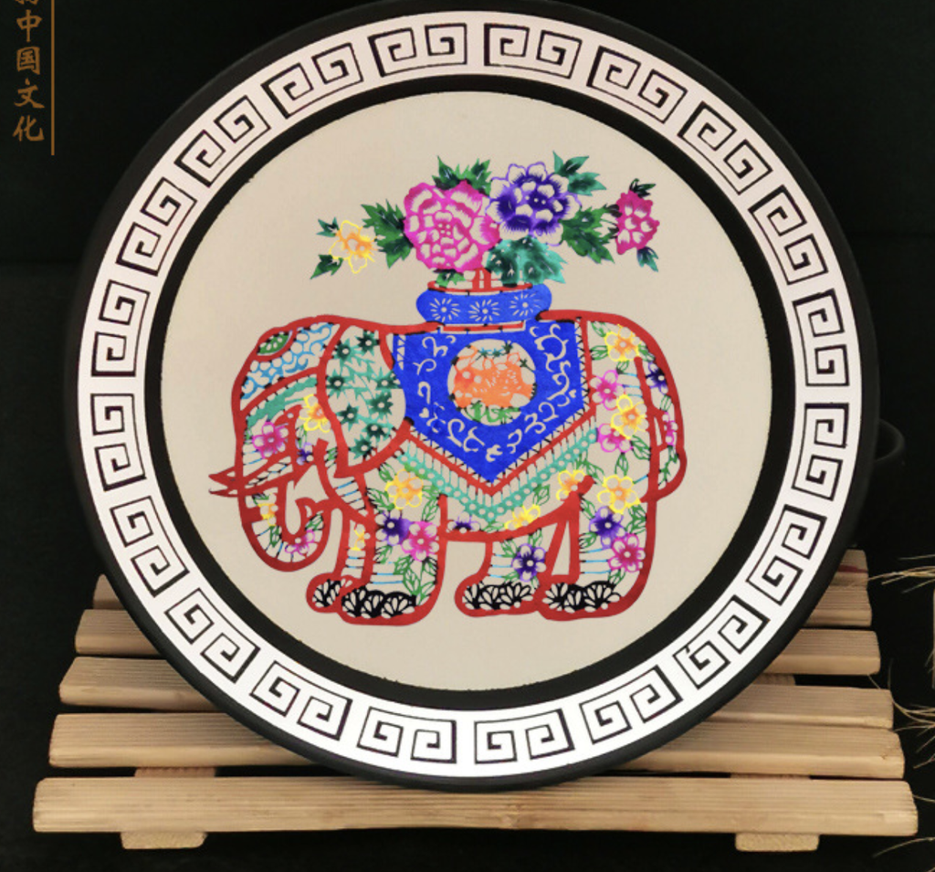 Intangible Cultural Heritage Paper-cut Framed Ornament