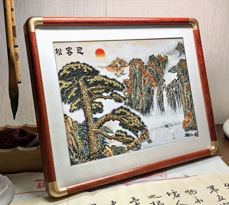 Hand - made paper - cutting decorative paintings with multi - layer color - matching