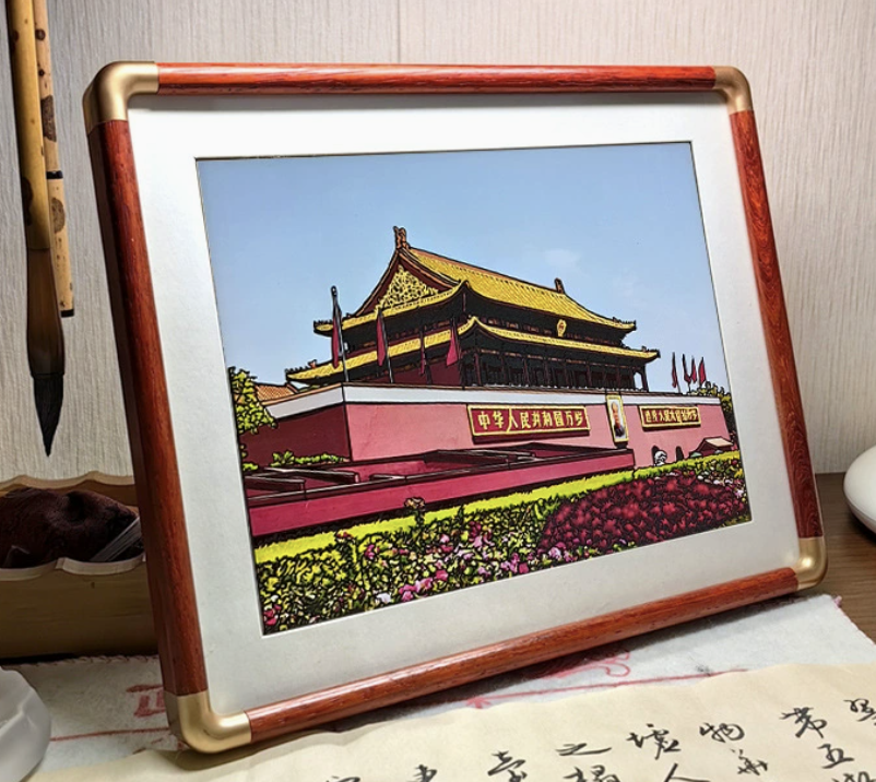 Hand - made paper - cutting decorative paintings with multi - layer color - matching