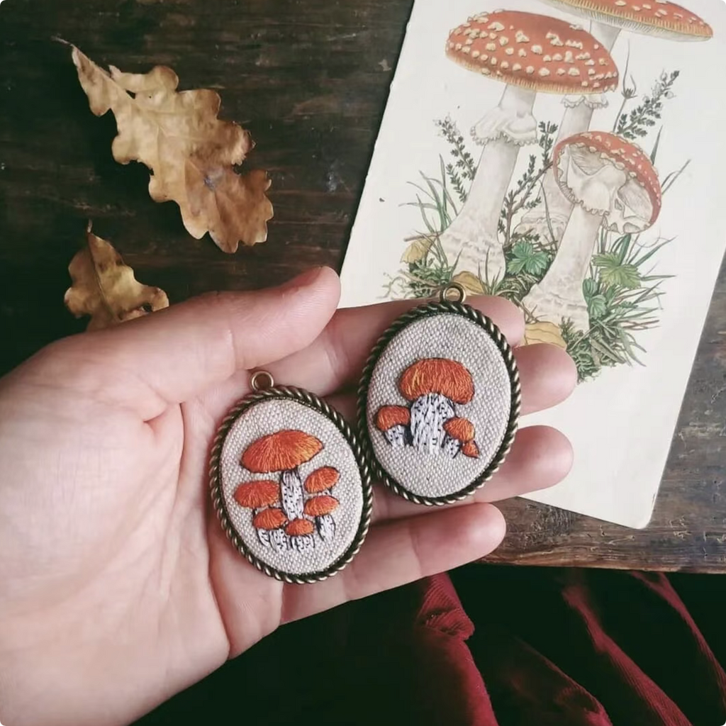 25 Embroidery Patterns – Color Palettes & Project Ideas for Beginners